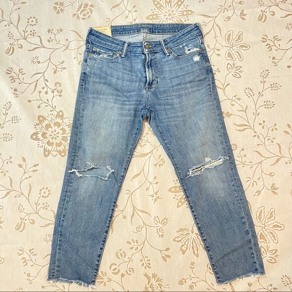 A&F Distressed Knee Skinny Jeans